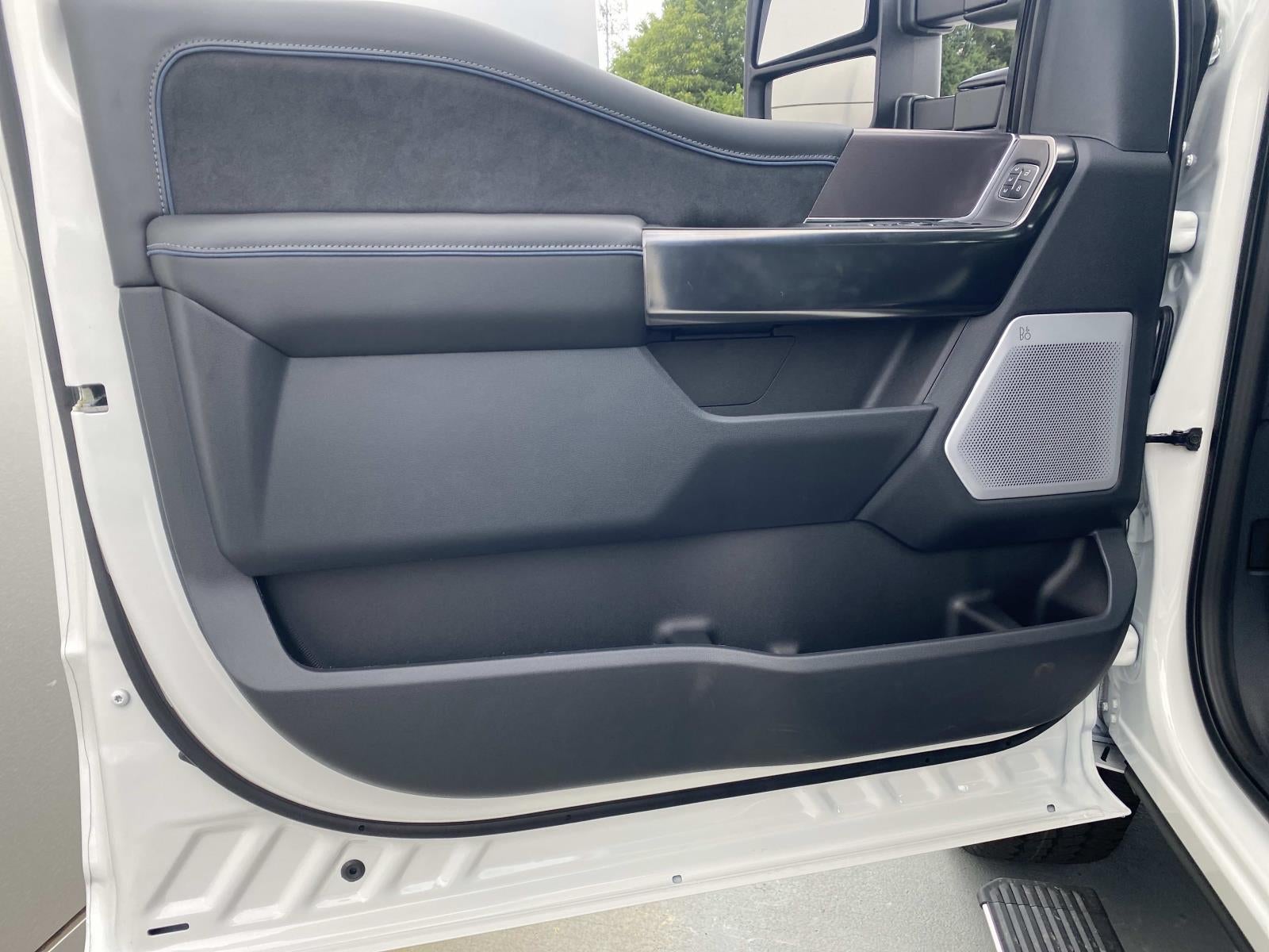 2026 Ford Super Duty F-250 SRW Platinum