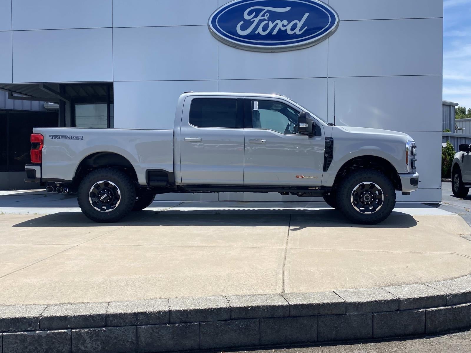 2026 Ford Super Duty F-250 SRW F-250® Platinum®