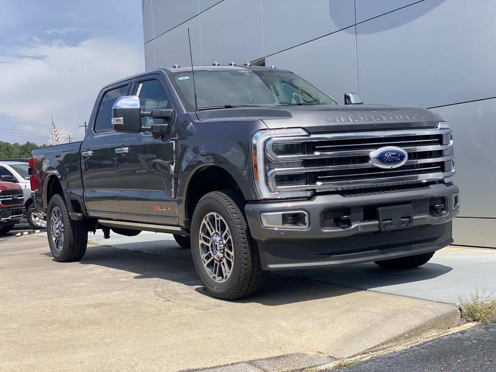 2026 Ford Super Duty F-250 SRW Platinum 4WD Crew Cab 6.75' Box