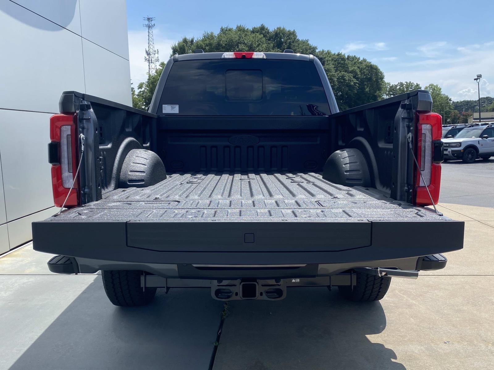 2026 Ford Super Duty F-250 SRW Platinum 4WD Crew Cab 6.75' Box