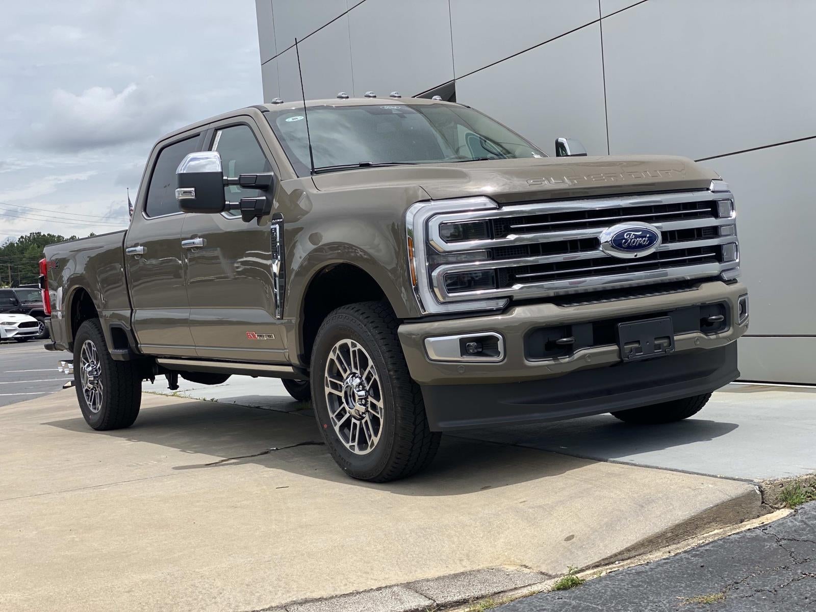 2026 Ford Super Duty F-250 SRW Platinum