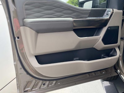 2026 Ford Super Duty F-250 SRW Platinum
