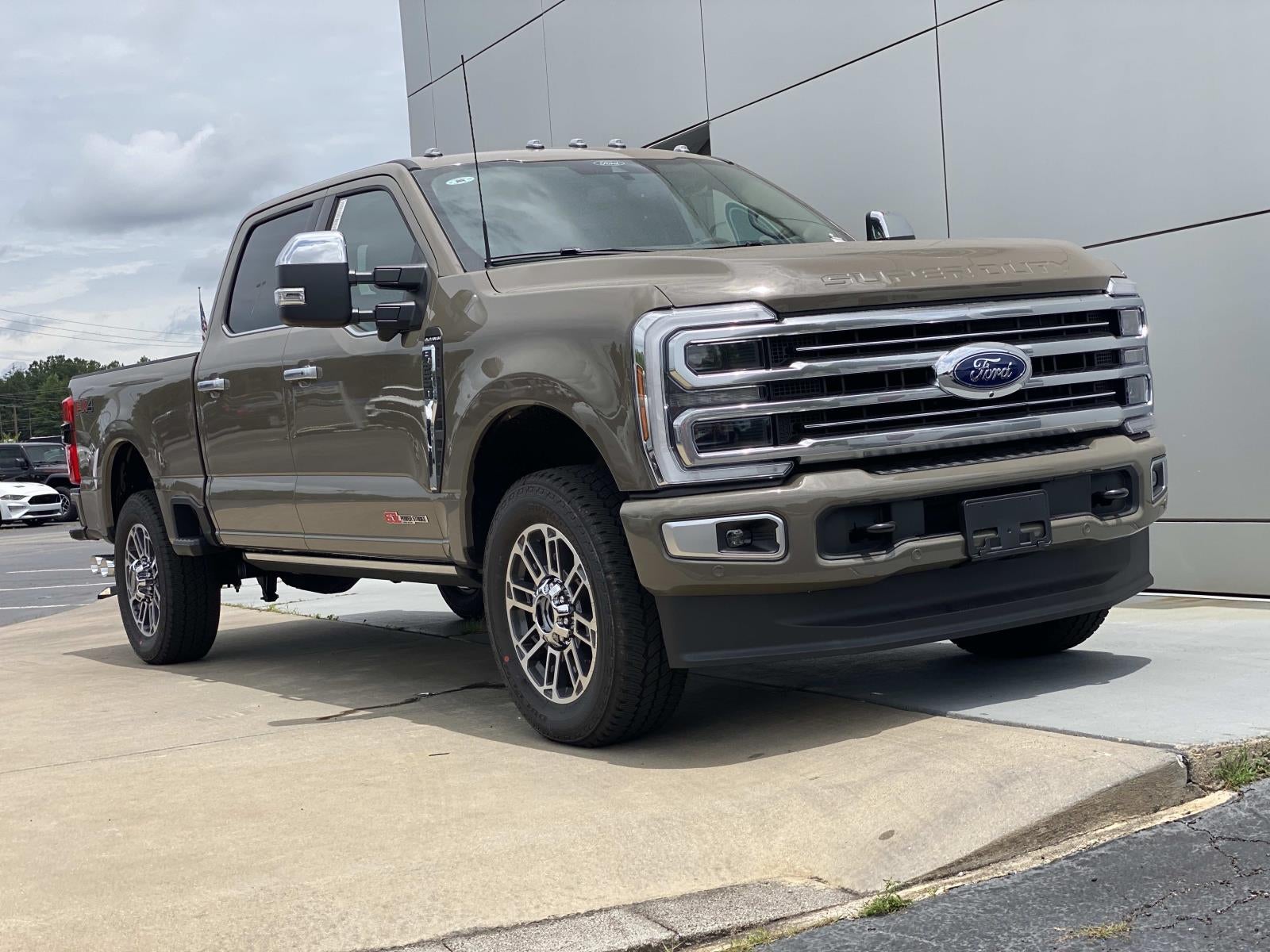 2026 Ford Super Duty F-250 SRW Platinum