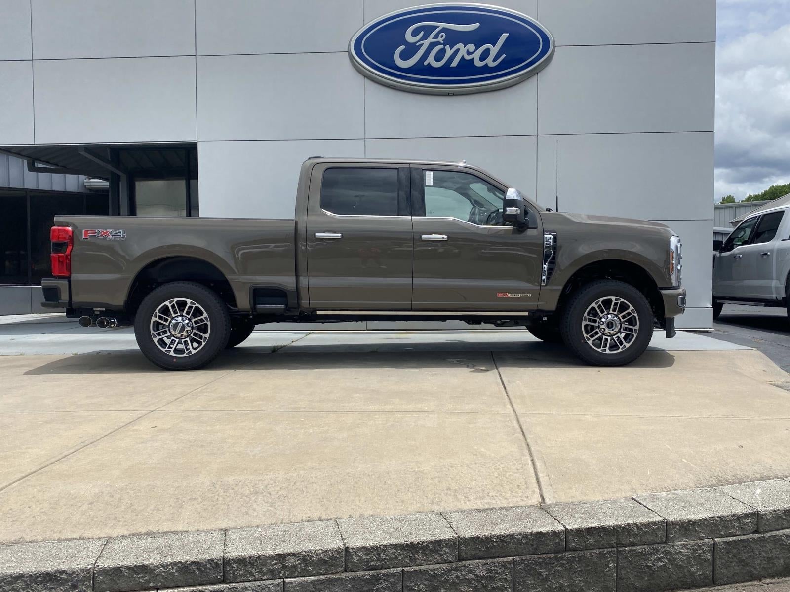 2026 Ford Super Duty F-250 SRW Platinum