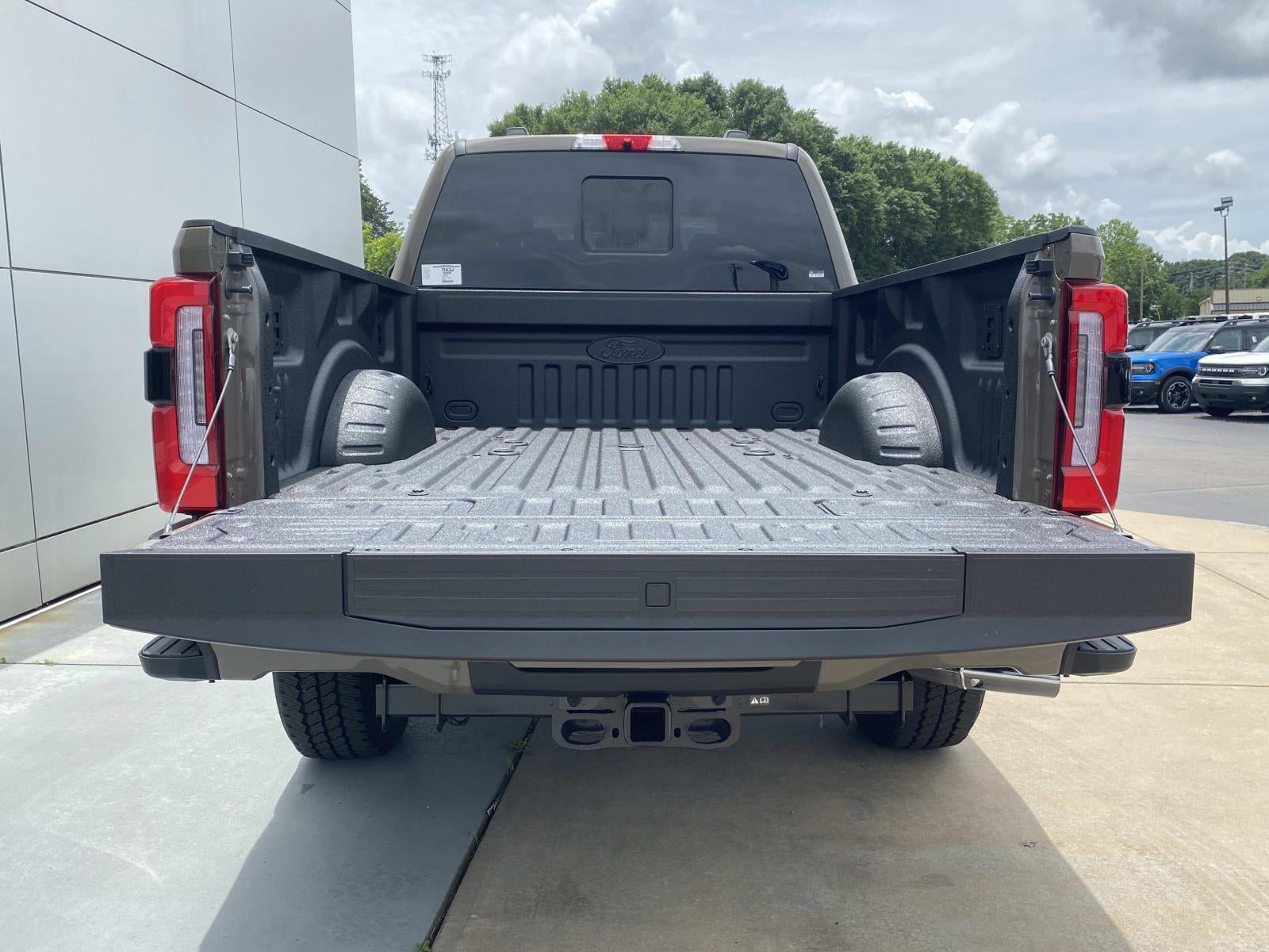 2026 Ford Super Duty F-250 SRW Platinum
