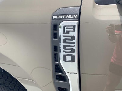2026 Ford Super Duty F-250 SRW Platinum