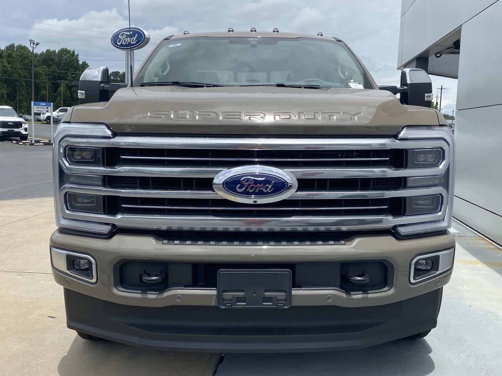 2026 Ford Super Duty F-250 SRW Platinum