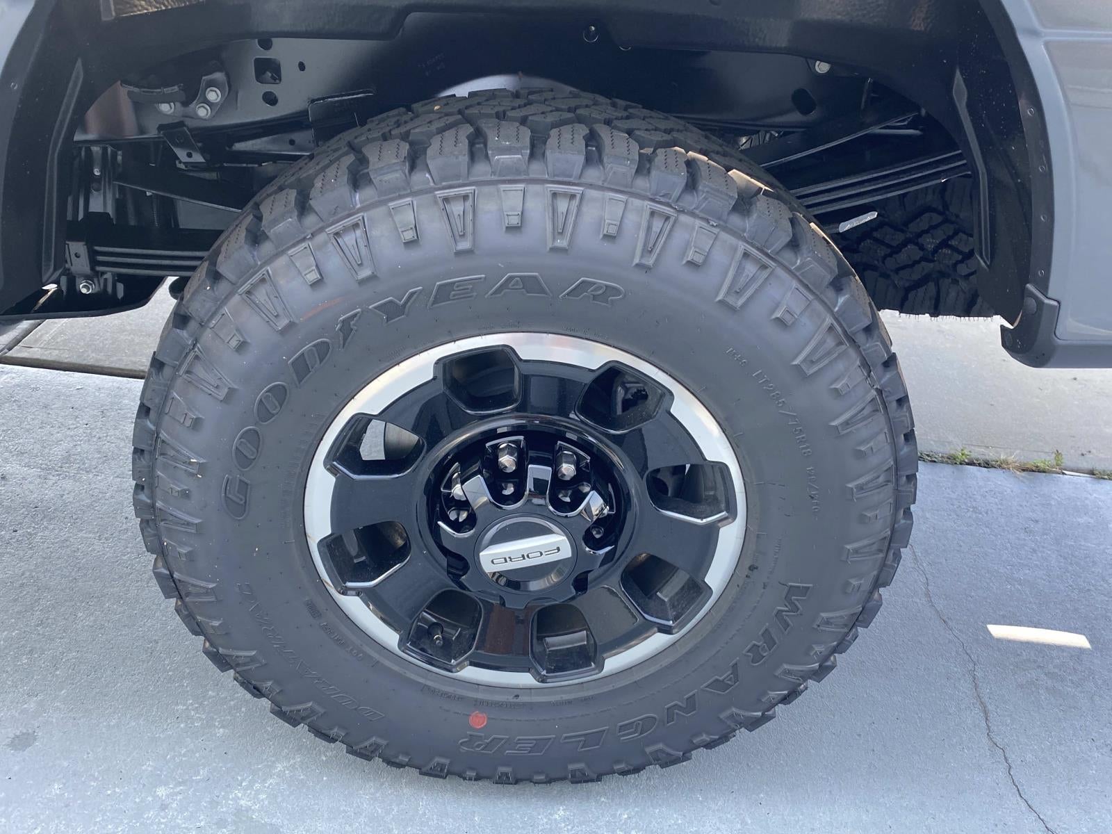 2027 Ford Super Duty F-250 SRW Lariat