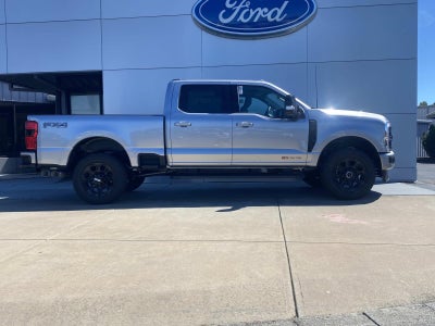 2027 Ford Super Duty F-250 SRW LARIAT 4WD Crew Cab 6.75' Box