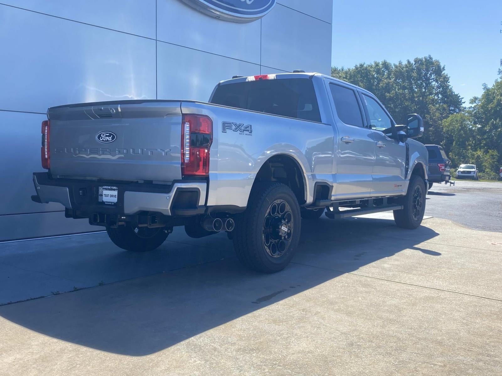 2027 Ford Super Duty F-250 SRW LARIAT 4WD Crew Cab 6.75' Box