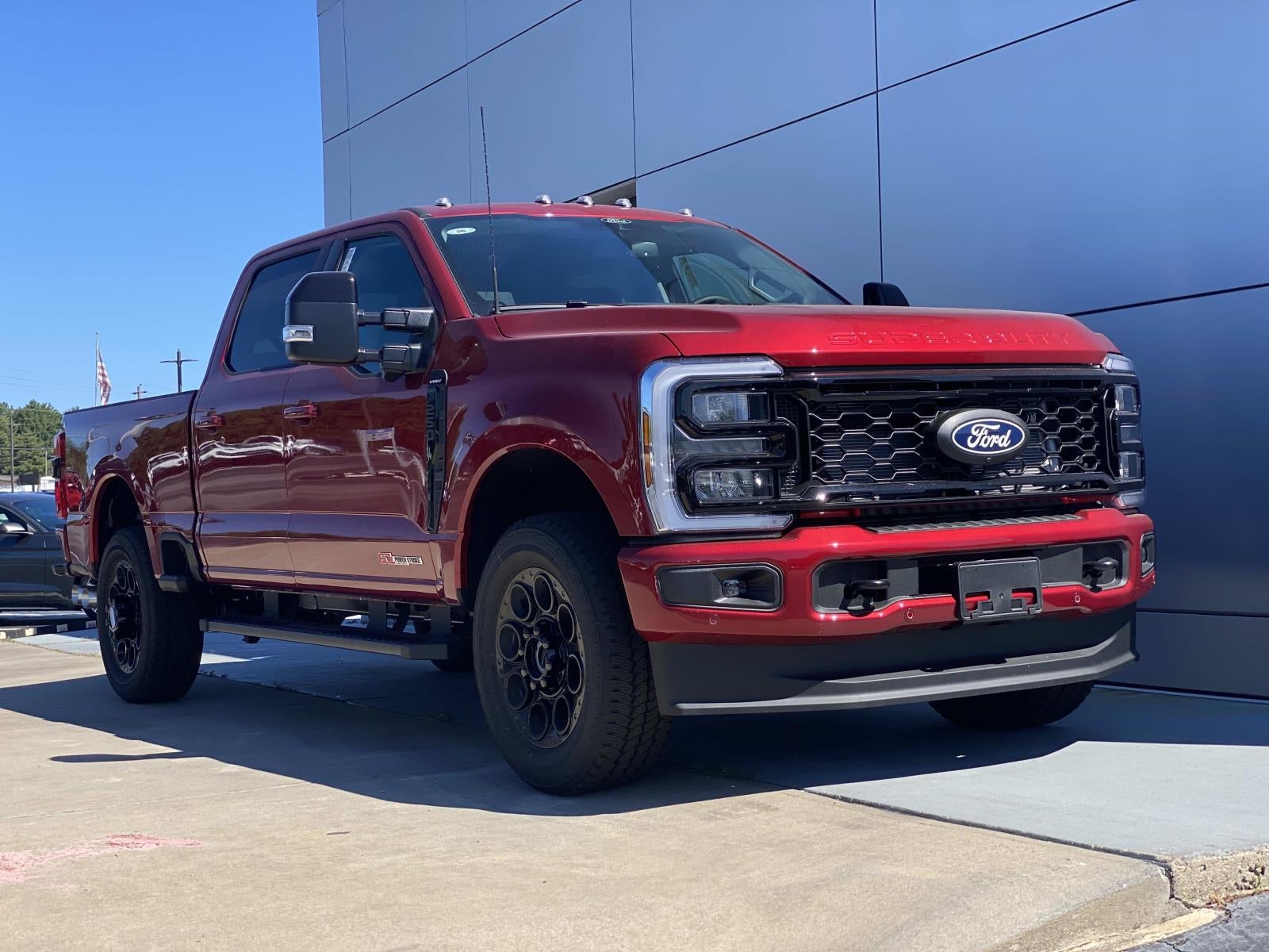 2027 Ford Super Duty F-250 SRW Lariat