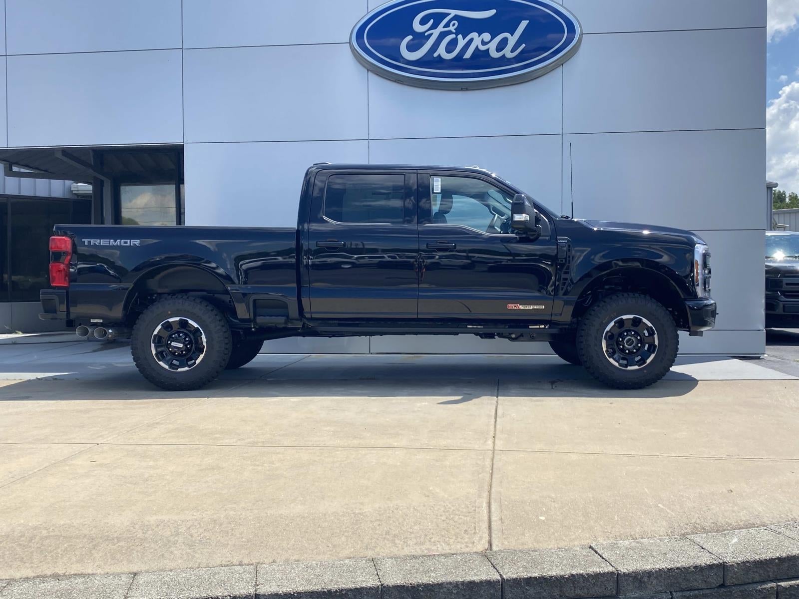 2026 Ford Super Duty F-250 SRW LARIAT 4WD Crew Cab 6.75' Box