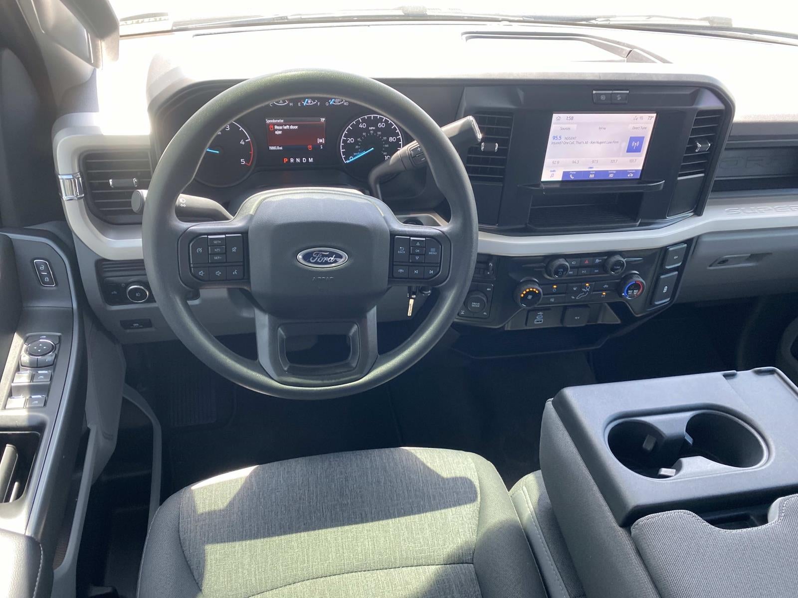 2025 Ford Super Duty F-250 SRW XL 4WD Crew Cab 6.75' Box