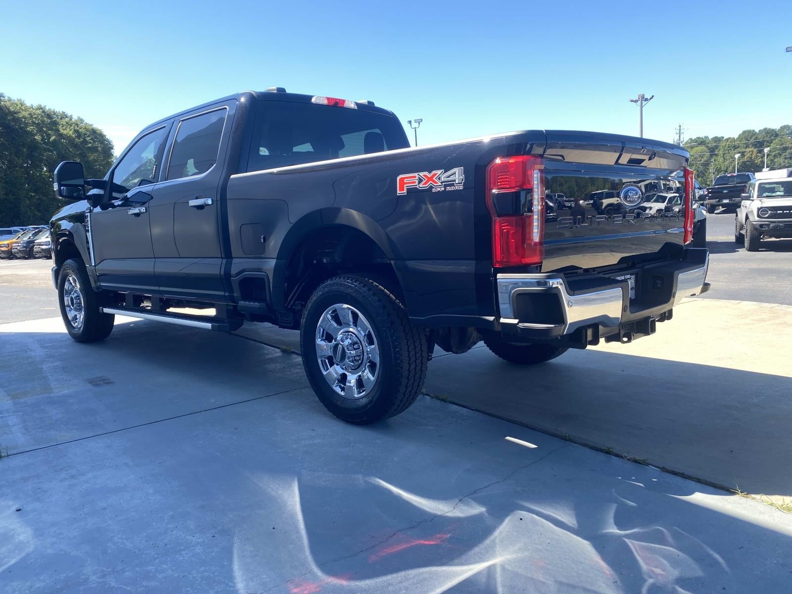 2026 Ford Super Duty F-250 SRW LARIAT 4WD Crew Cab 6.75' Box