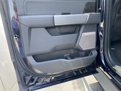 2023 Ford Super Duty F-250 SRW LARIAT 4WD Crew Cab 6.75' Box