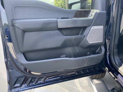 2023 Ford Super Duty F-250 SRW LARIAT 4WD Crew Cab 6.75' Box