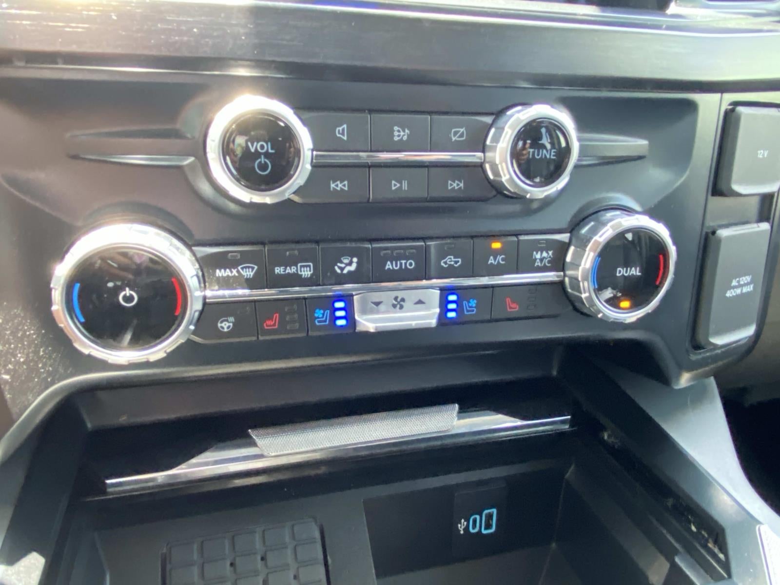2023 Ford Super Duty F-250 SRW LARIAT 4WD Crew Cab 6.75' Box