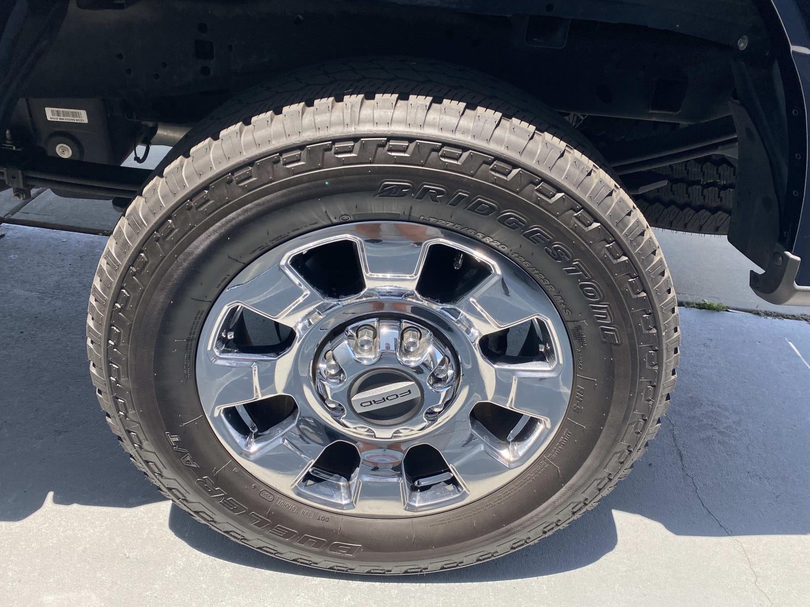 2023 Ford Super Duty F-250 SRW LARIAT 4WD Crew Cab 6.75' Box