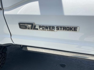 2023 Ford Super Duty F-250 SRW LARIAT 4WD Crew Cab 6.75' Box