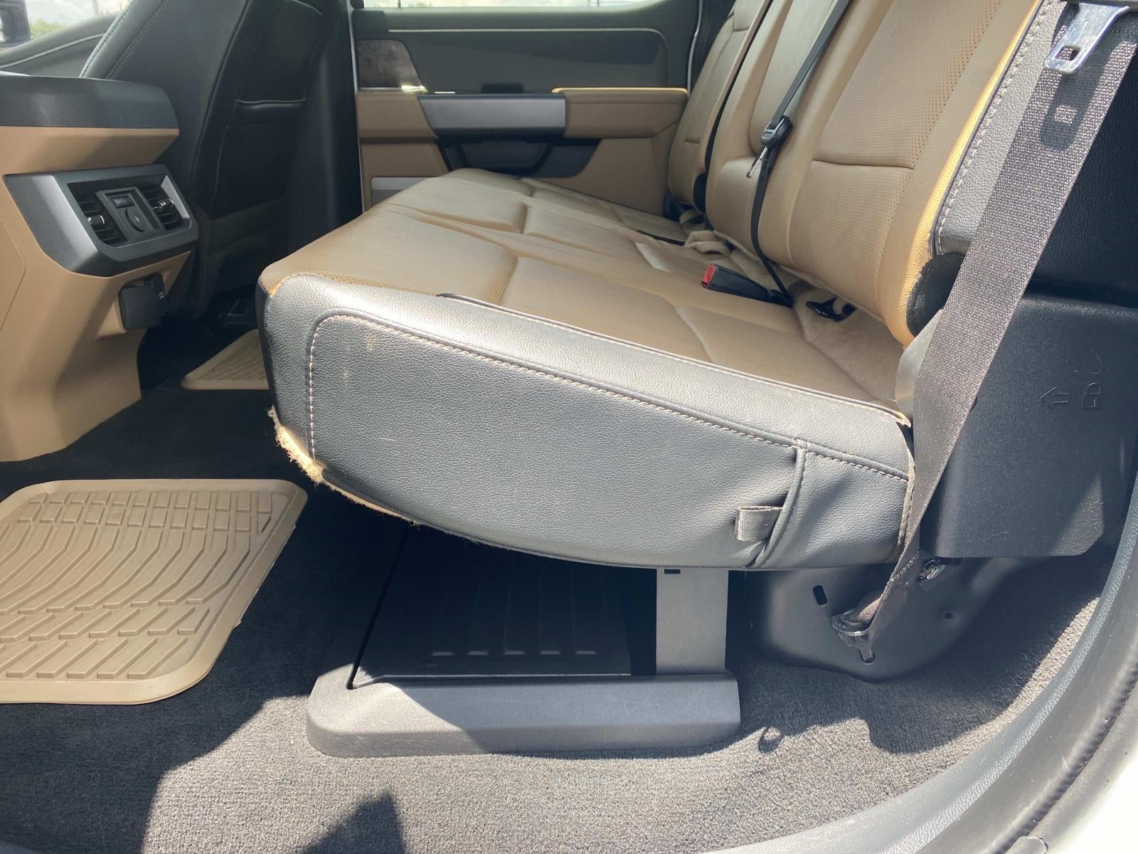 2023 Ford Super Duty F-250 SRW LARIAT 4WD Crew Cab 6.75' Box