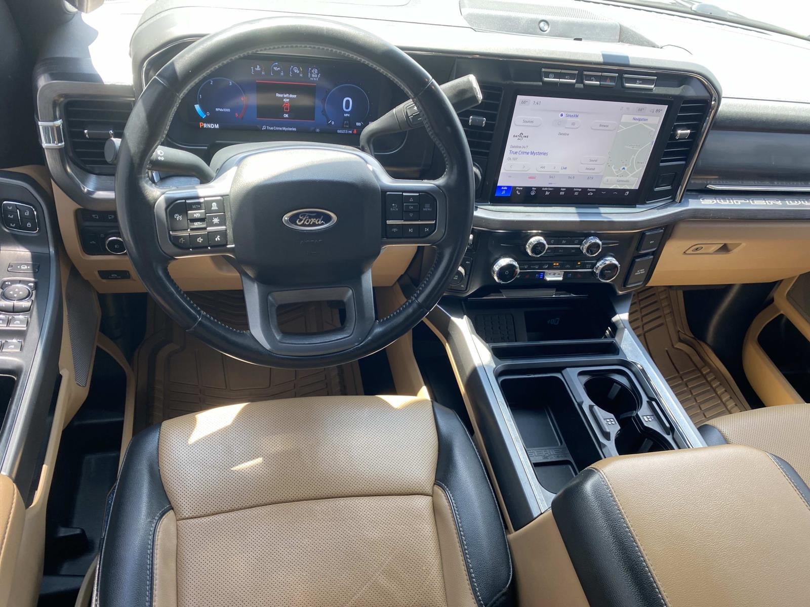 2023 Ford Super Duty F-250 SRW LARIAT 4WD Crew Cab 6.75' Box