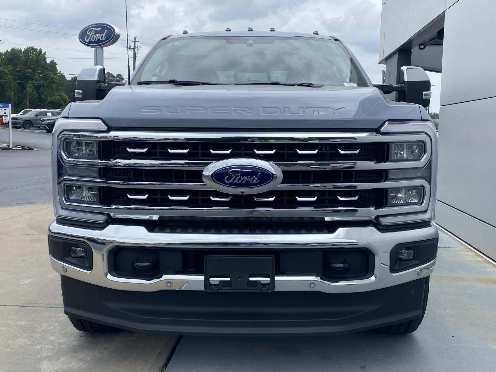 2026 Ford Super Duty F-250 SRW Lariat