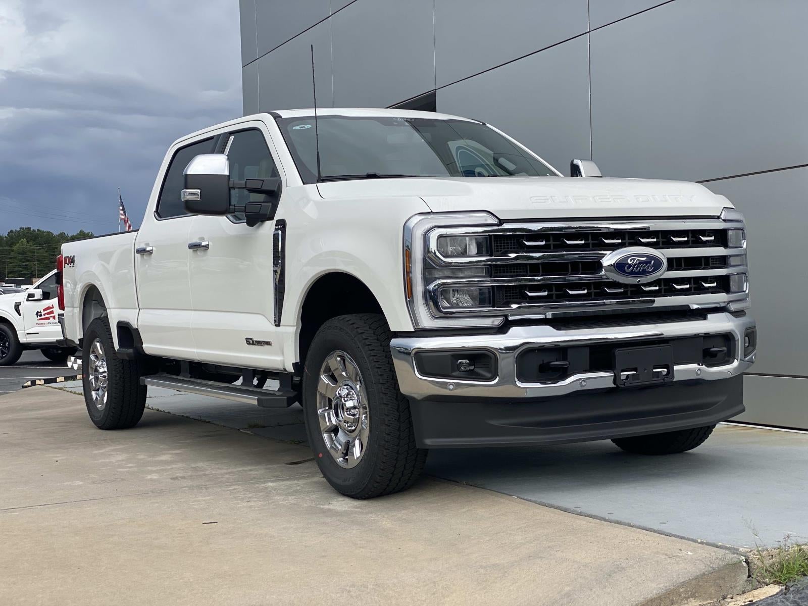 2026 Ford Super Duty F-250 SRW LARIAT 4WD Crew Cab 6.75' Box
