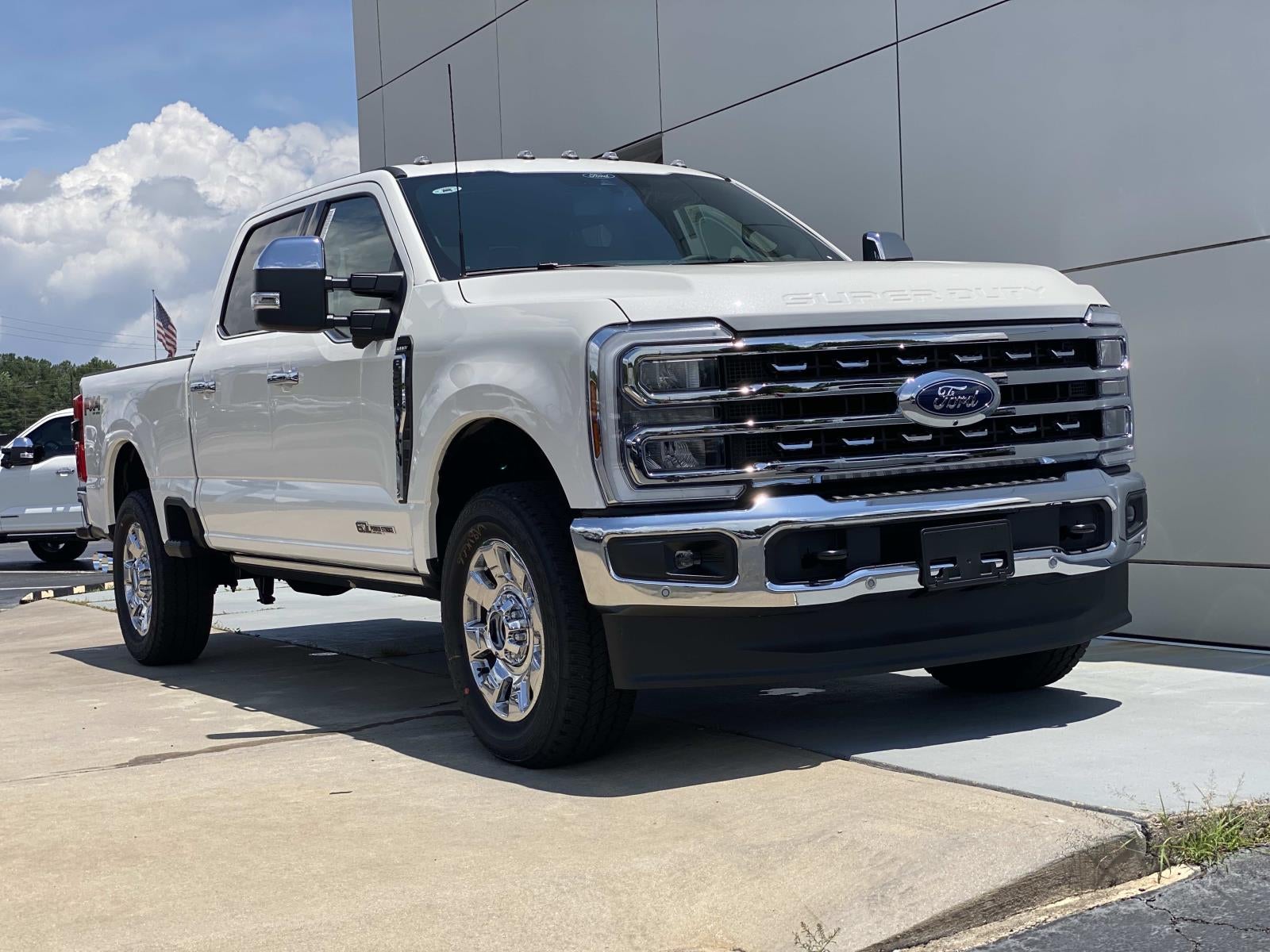 2026 Ford Super Duty F-250 SRW LARIAT 4WD Crew Cab 6.75' Box