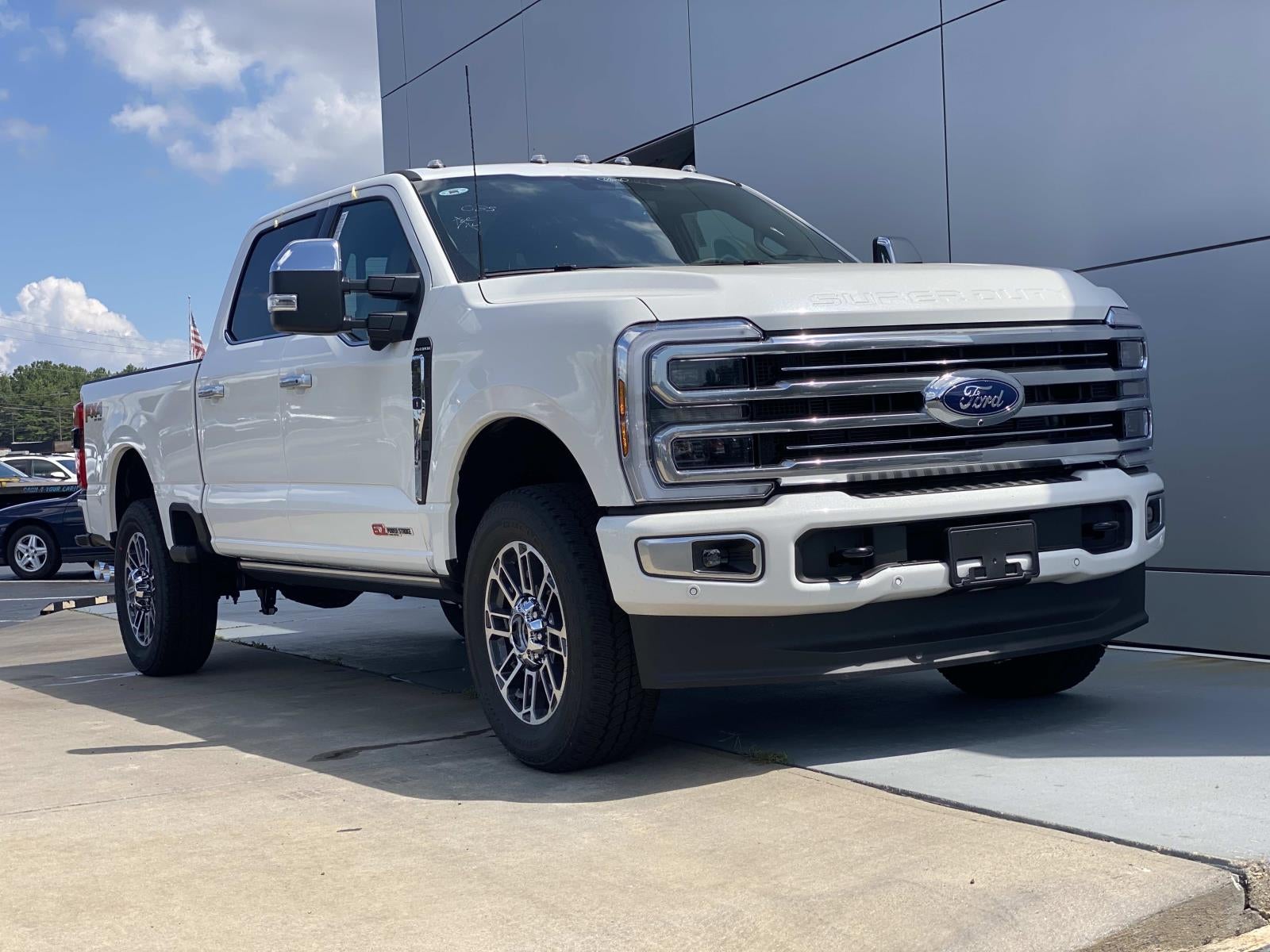 2026 Ford Super Duty F-350 SRW Platinum