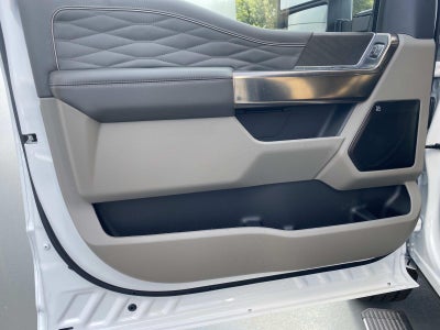 2026 Ford Super Duty F-350 SRW Platinum