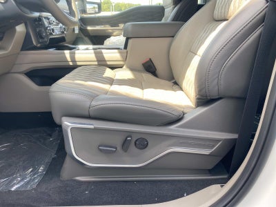 2026 Ford Super Duty F-350 SRW Platinum