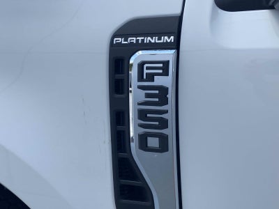 2026 Ford Super Duty F-350 SRW Platinum