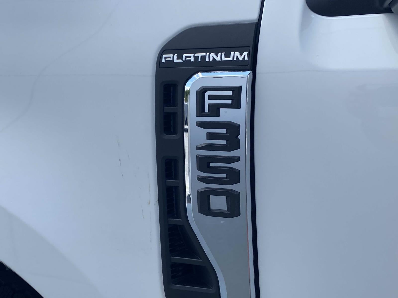 2026 Ford Super Duty F-350 SRW Platinum