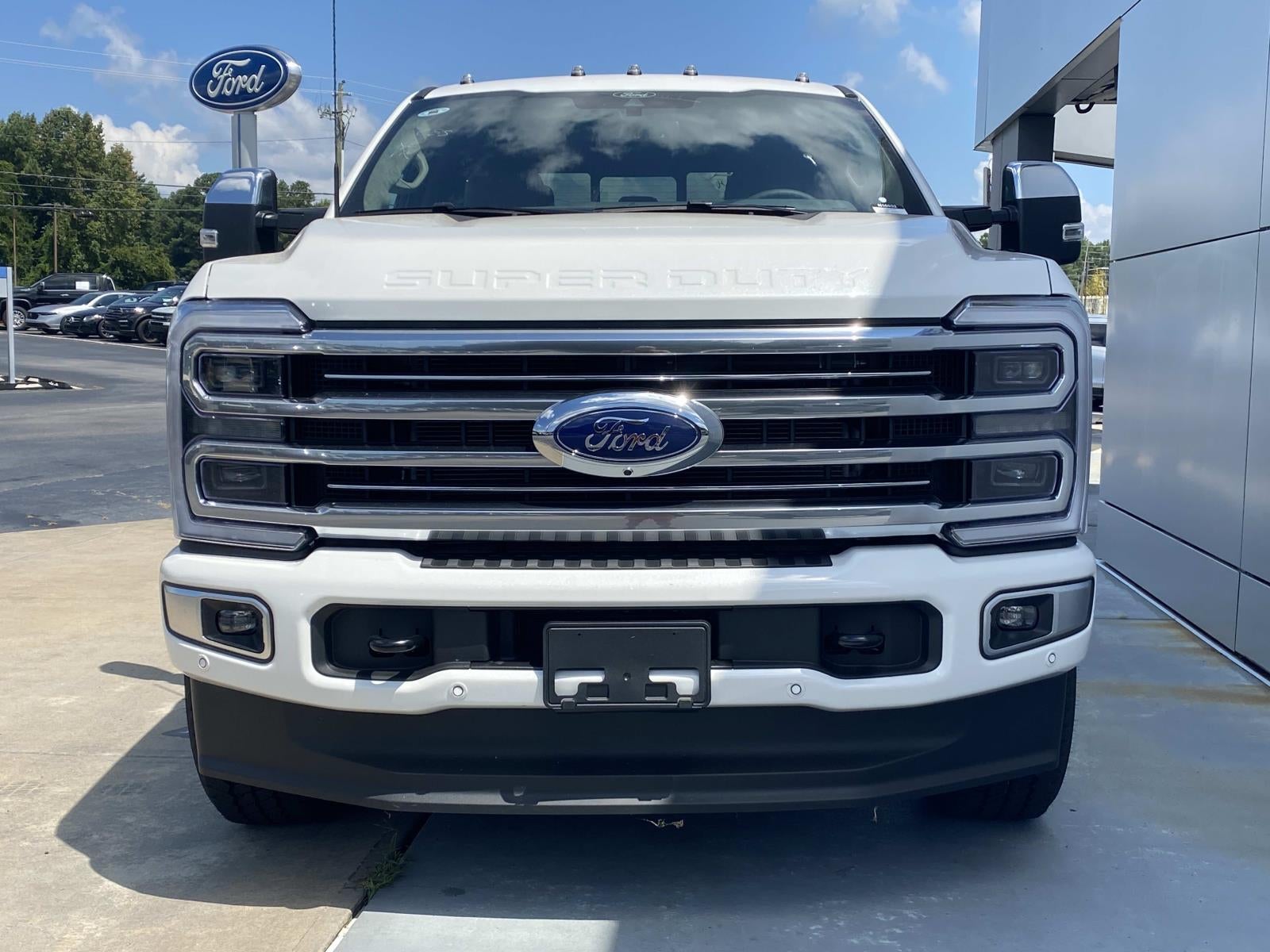 2026 Ford Super Duty F-350 SRW Platinum