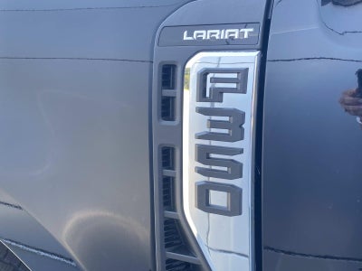 2027 Ford Super Duty F-350 SRW F-350® Lariat®