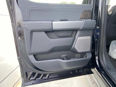 2026 Ford Super Duty F-350 SRW Lariat