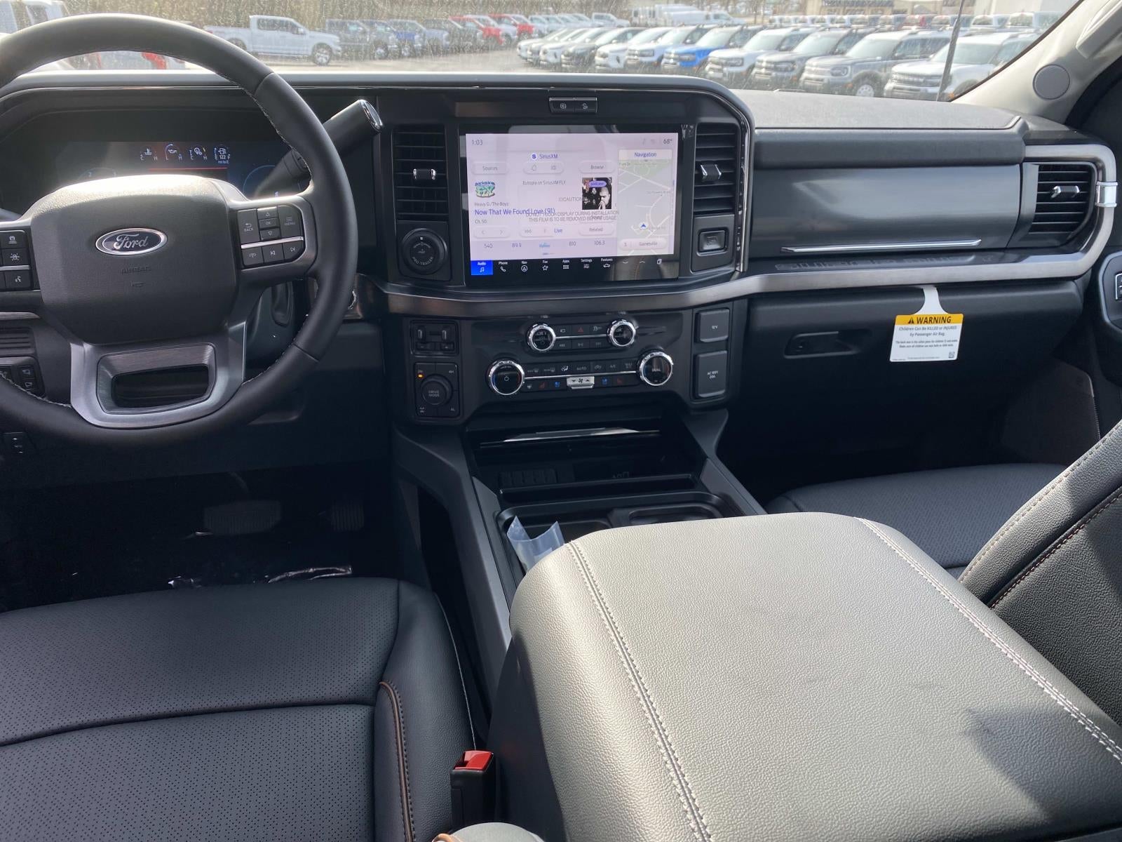 2026 Ford Super Duty F-350 SRW Lariat