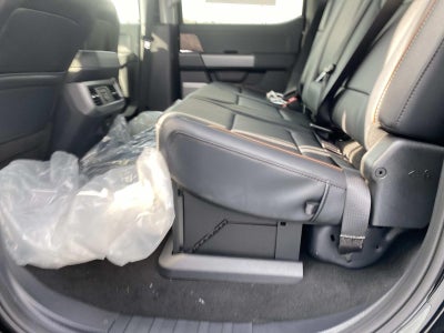 2026 Ford Super Duty F-350 SRW Lariat