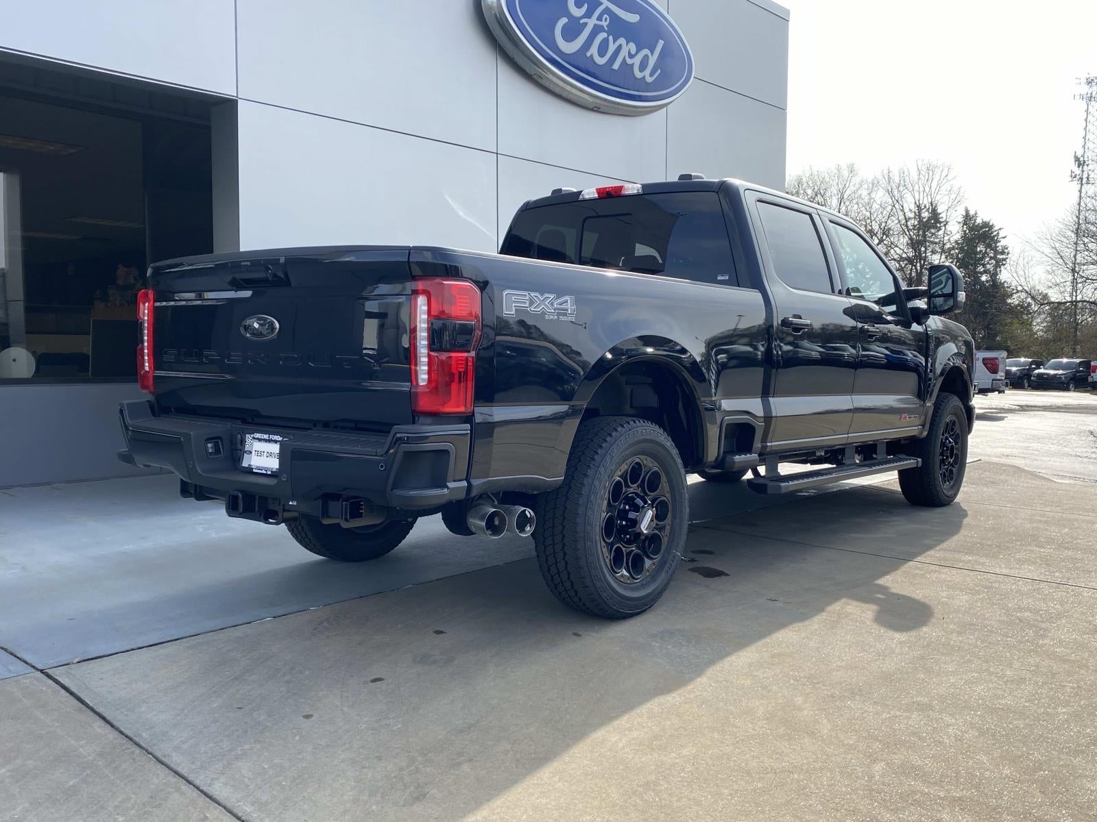 2026 Ford Super Duty F-350 SRW Lariat