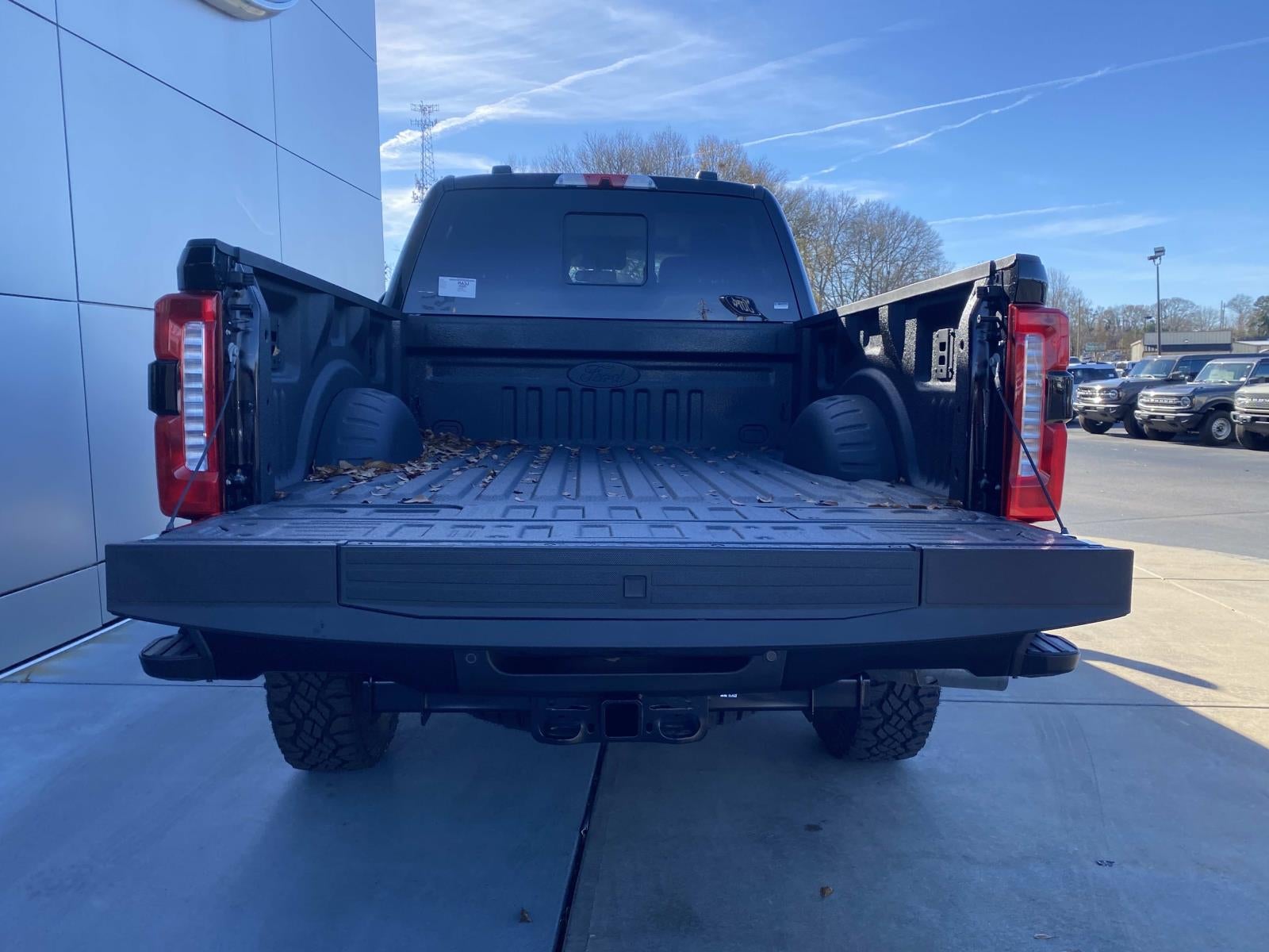 2026 Ford Super Duty F-350 SRW Lariat