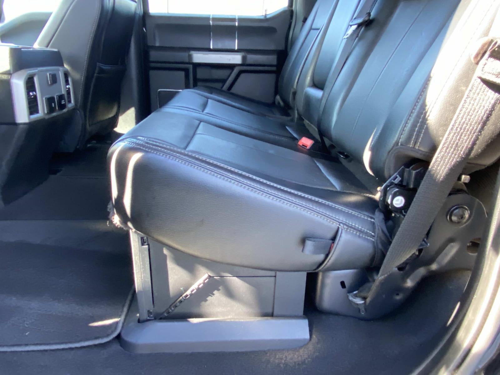 2020 Ford Super Duty F-350 SRW LARIAT 4WD Crew Cab 6.75' Box