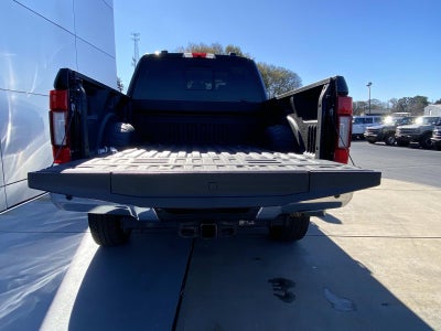 2020 Ford Super Duty F-350 SRW LARIAT 4WD Crew Cab 6.75' Box