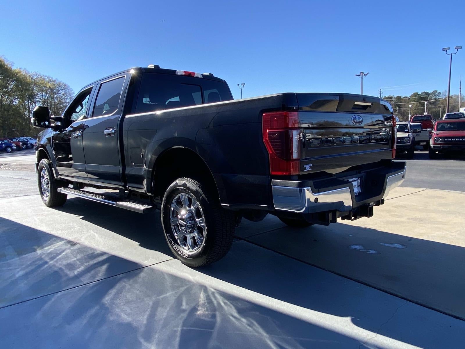 2020 Ford Super Duty F-350 SRW LARIAT 4WD Crew Cab 6.75' Box
