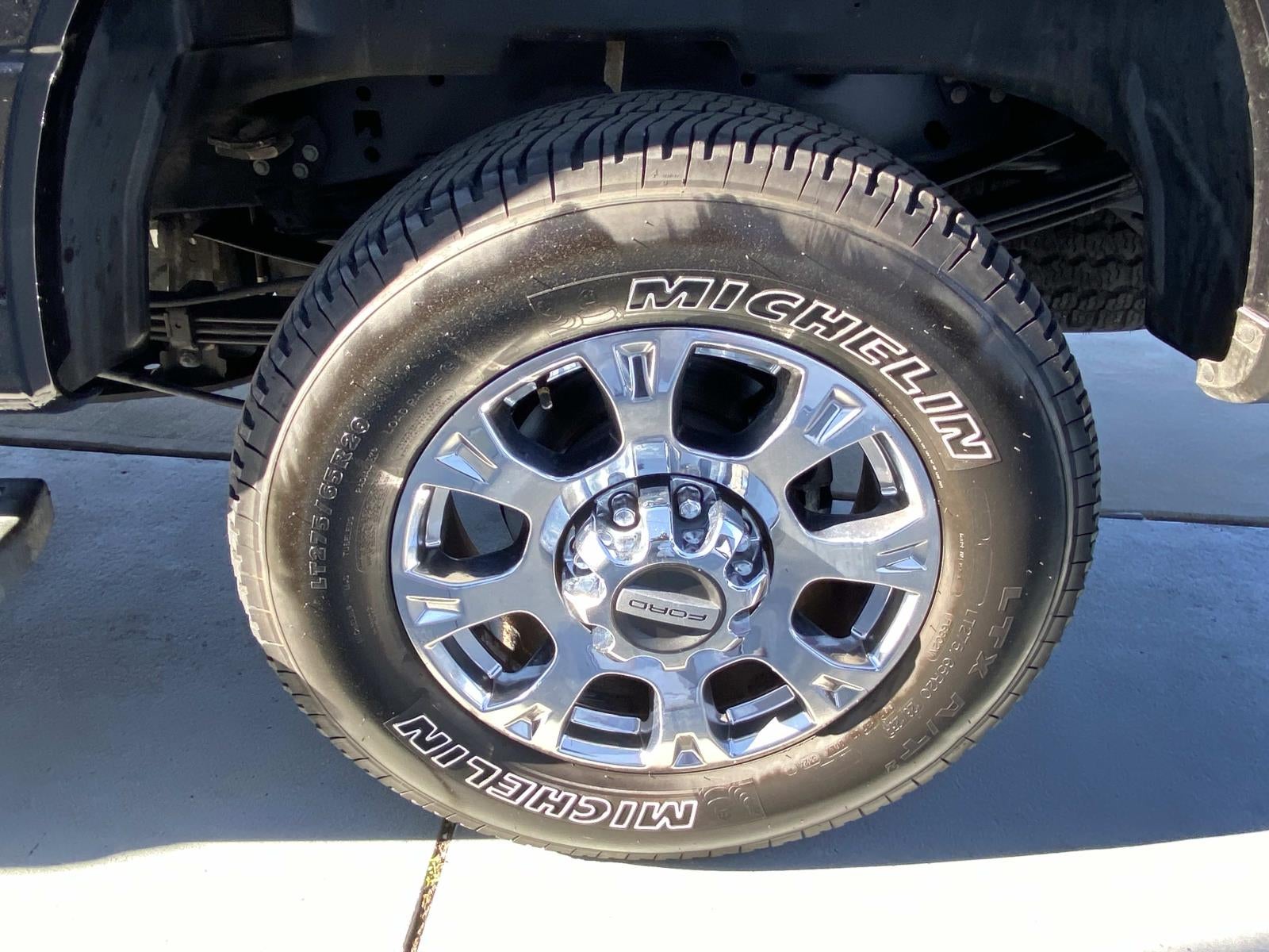 2020 Ford Super Duty F-350 SRW LARIAT 4WD Crew Cab 6.75' Box