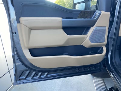 2026 Ford Super Duty F-350 DRW Lariat