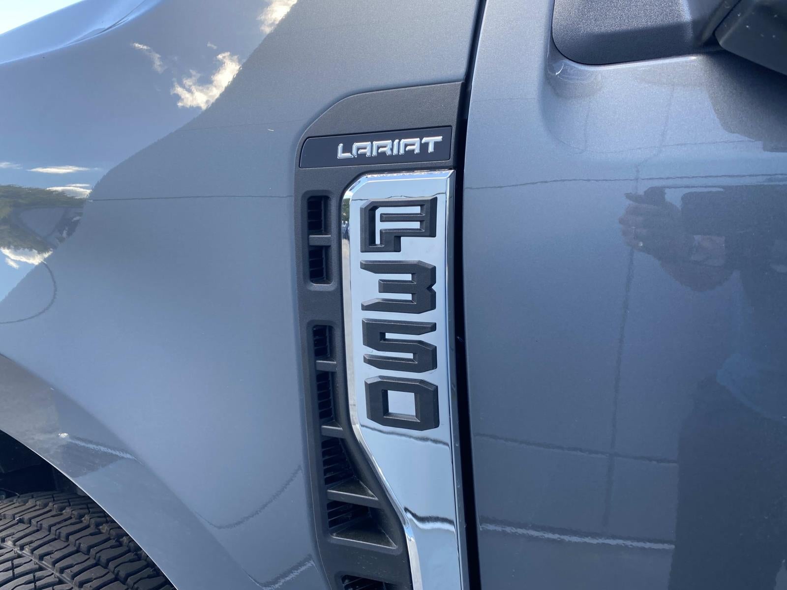 2026 Ford Super Duty F-350 DRW Lariat