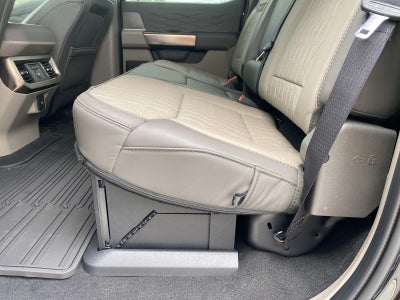 2026 Ford Super Duty F-350 DRW Platinum