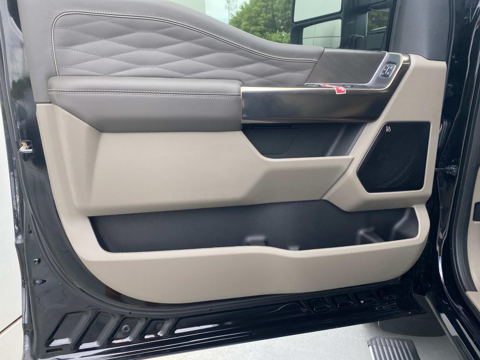2026 Ford Super Duty F-350 DRW Platinum