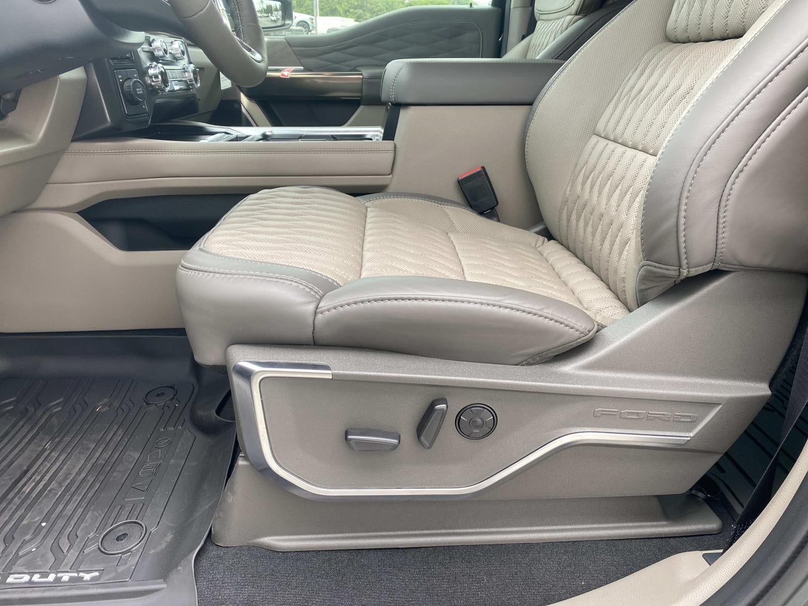 2026 Ford Super Duty F-350 DRW Platinum