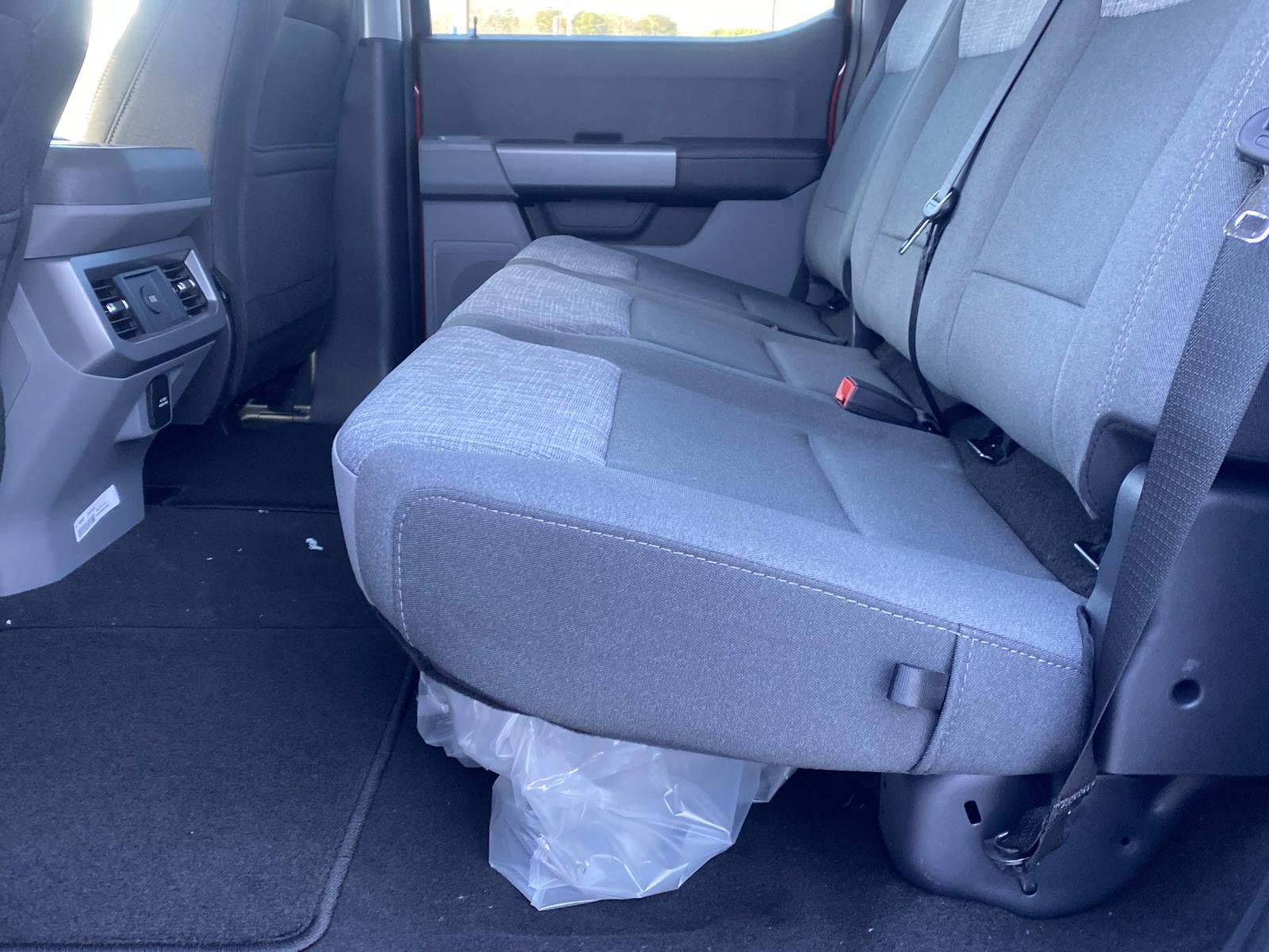 2026 Ford Super Duty F-350 DRW XLT